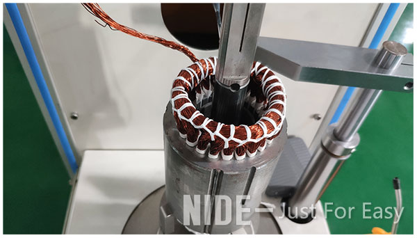 Máquina de cordón semi automática de la bobina de estator del motor de fan eléctrica, máquina de cordón de enrrollamiento del estator para el motor manufacturing-2