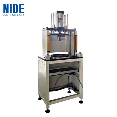 Máquina automática de extracción de eje para el motor del eje de la rueda BLDC