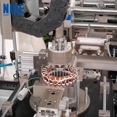 Línea de ensamblaje del motor de inducción automático del estator y del rotor