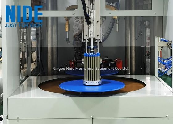 Máquina de bobina automática de bobina de estator de dos estaciones en planta de fabricación de la producción del estator